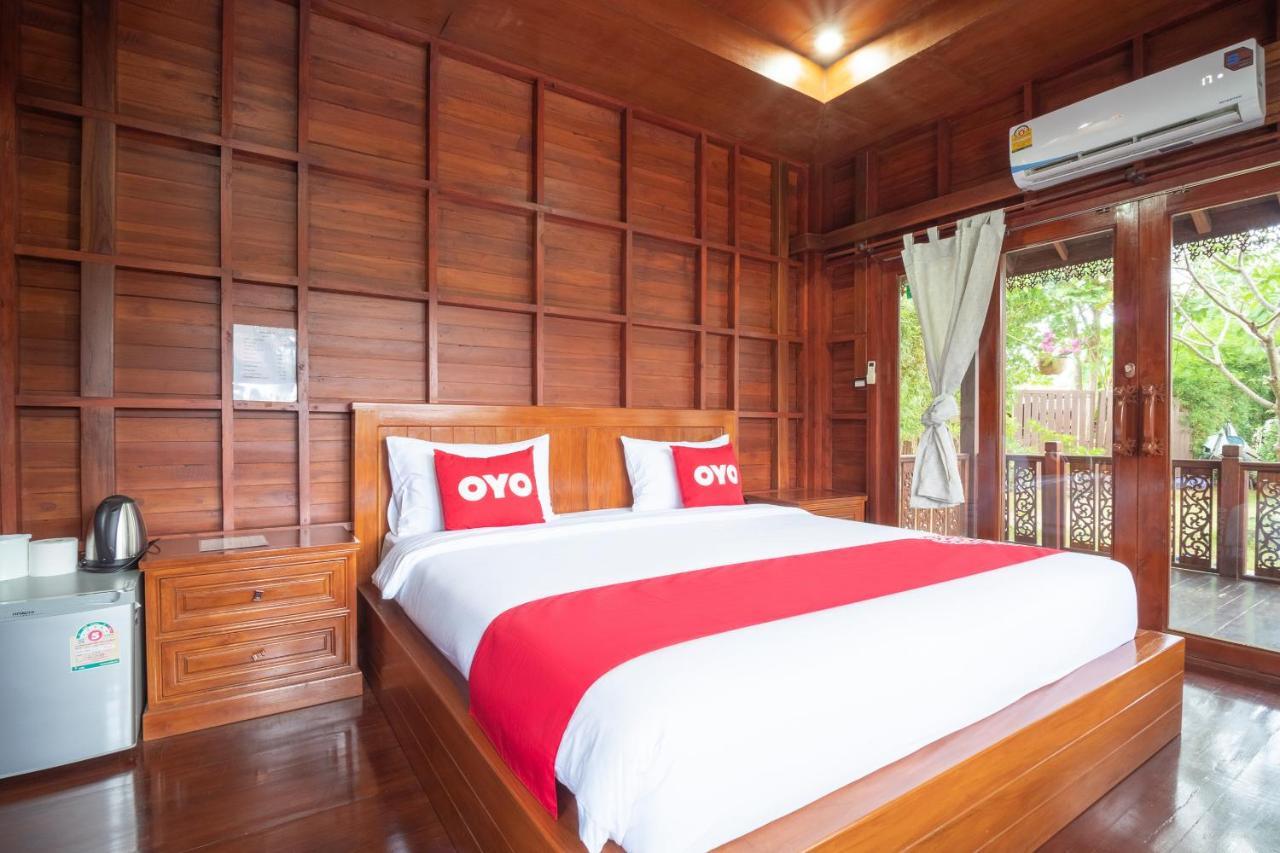 Oyo 837 Baan Kiang Nam Resort บางละมุง ภายนอก รูปภาพ