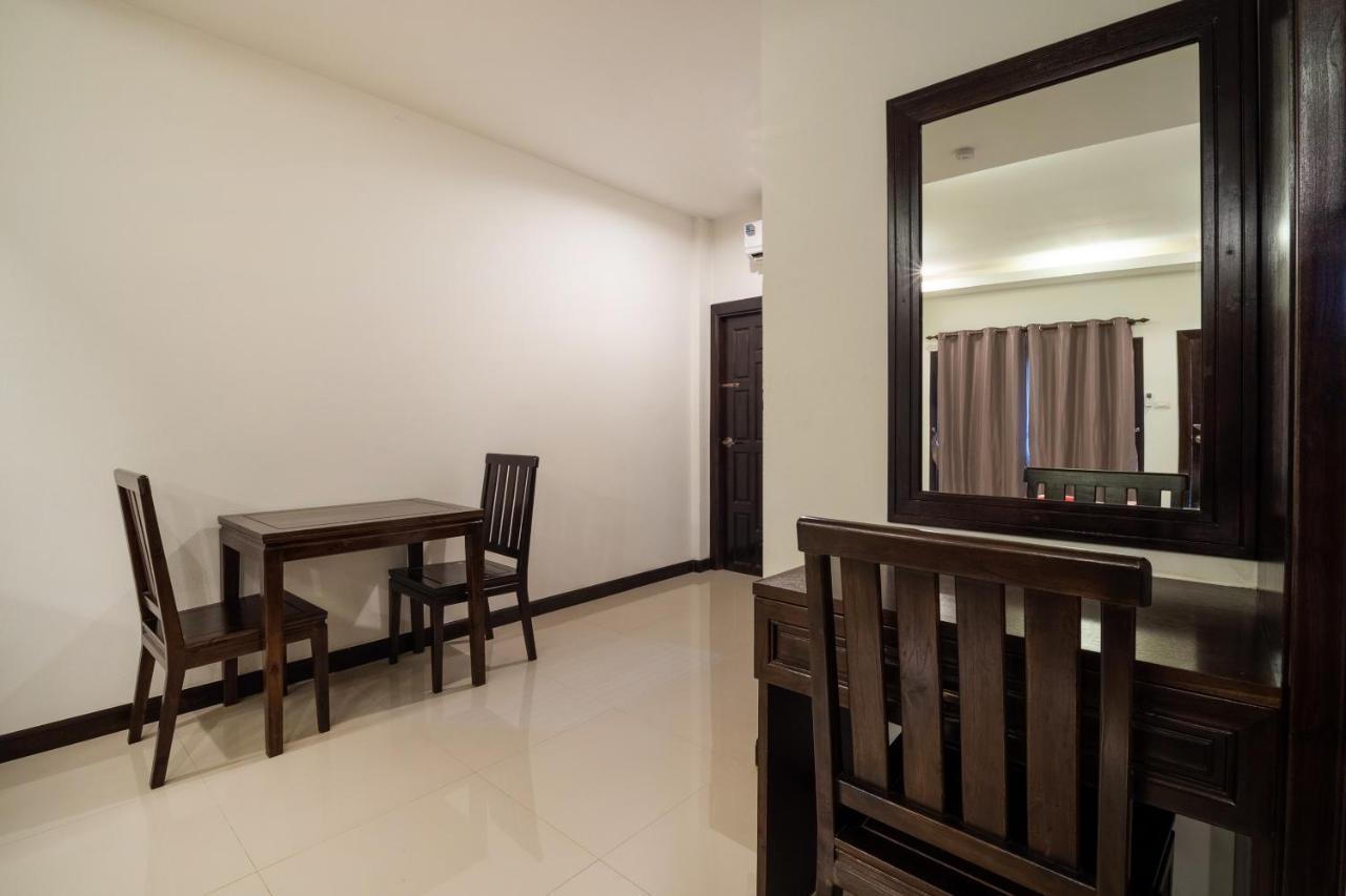 Oyo 837 Baan Kiang Nam Resort บางละมุง ภายนอก รูปภาพ