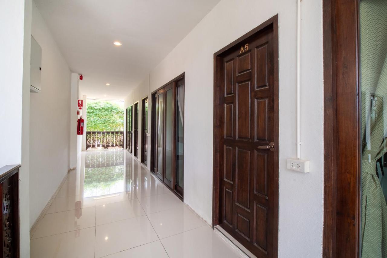 Oyo 837 Baan Kiang Nam Resort บางละมุง ภายนอก รูปภาพ