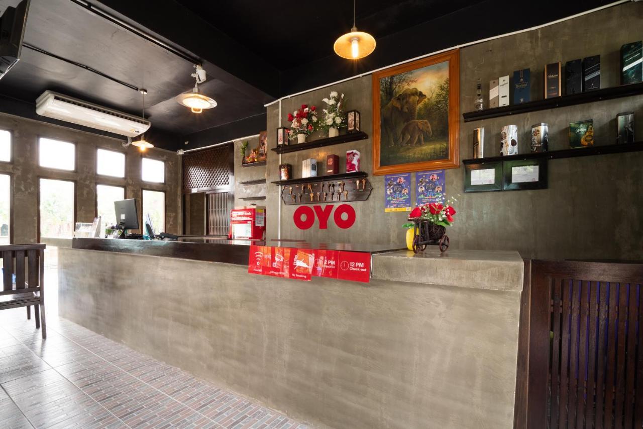 Oyo 837 Baan Kiang Nam Resort บางละมุง ภายนอก รูปภาพ